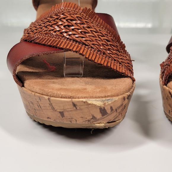 Maurices Brooklyn Brown Cork Wedge Heels Sandals Braided Faux Leather 10 M Shoes - Picture 6 of 14